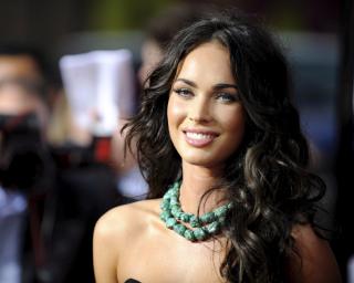 Megan Fox [3500x2807] [984.55 kb]