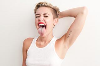 Miley Cyrus [1280x855] [70.8 kb]