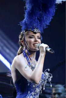 Kylie Minogue [1240x1828] [228.86 kb]