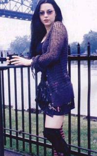 Amy Lee [280x450] [29.32 kb]