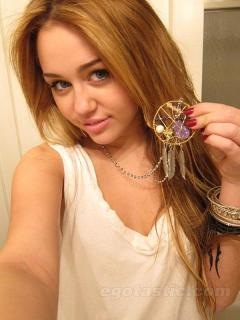 Miley Cyrus [600x800] [66.57 kb]