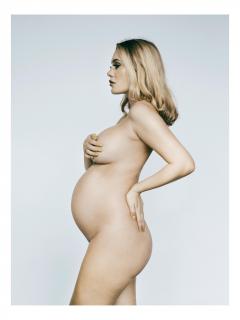 Anna Opsal in Pregnant [3072x4096] [976.71 kb]