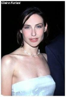 Claire Forlani [308x450] [16.49 kb]