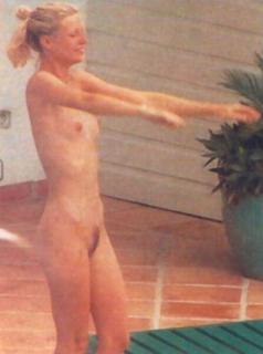 Gwyneth Paltrow Nude [447x600] [25.66 kb]