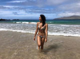 Fernanda Urrejola in Bikini [1080x809] [190.94 kb]