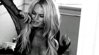 Lindsay Lohan [1680x944] [126.99 kb]