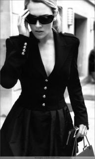 Kate Winslet in Vogue [615x1024] [61.61 kb]