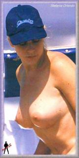 Stefania Orlando in Topless [492x980] [71.23 kb]