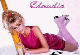 Claudia Schiffer [598x414] [58.72 kb]