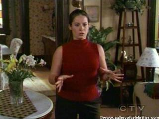 Holly Marie Combs [531x398] [30.51 kb]