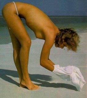 Xuxa Meneghel Desnuda [350x394] [26.06 kb]