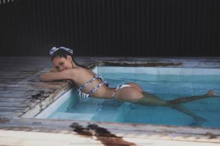 Gracia de Torres in Bikini [1080x722] [93.65 kb]