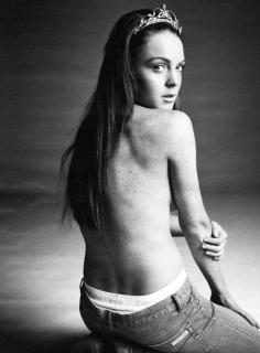 Lindsay Lohan [884x1198] [117.41 kb]