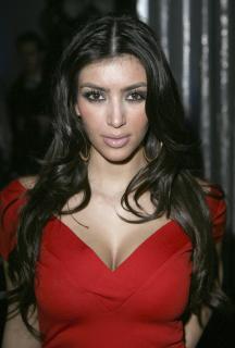 Kim Kardashian [2028x3000] [685.17 kb]