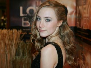 Saoirse Ronan [1600x1200] [268.02 kb]