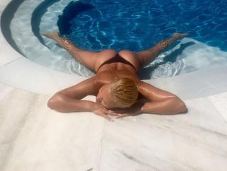 Marlene Mourreau dans Bikini [1200x908] [161.88 kb]