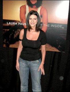 Laura Pausini [306x400] [21.03 kb]