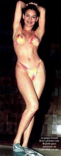 Ivonne Reyes in Bikini [241x603] [29.41 kb]