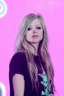 Avril Lavigne [800x1200] [89.25 kb]