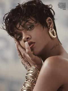 Rihanna en Vogue [1000x1333] [114.96 kb]