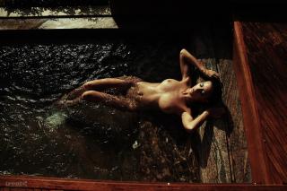 Alejandra Guilmant in Treats! Magazine Nude [1475x983] [490.12 kb]