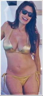 Pilar Rubio na Bikini [218x480] [26.29 kb]