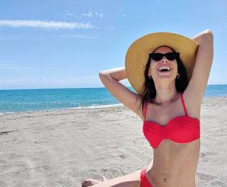 Alejandra Meco en Bikini [1080x894] [156.03 kb]