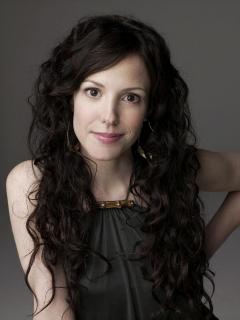 Mary-Louise Parker [769x1024] [95.8 kb]