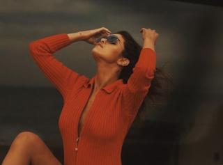 Selena Gomez [1125x834] [124.06 kb]