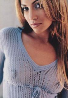 Jennifer Lopez [490x700] [46.07 kb]