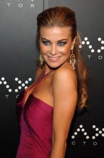 Carmen Electra [664x1000] [66.04 kb]