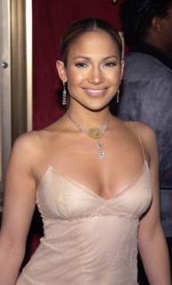 Jennifer Lopez [242x400] [14.42 kb]