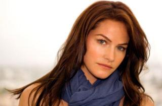 Kelly Overton [638x419] [30.82 kb]