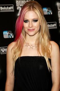 Avril Lavigne [1200x1798] [291.63 kb]