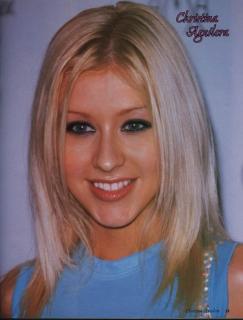 Christina Aguilera [595x782] [54.88 kb]