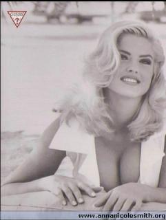 Anna Nicole Smith [362x480] [21.81 kb]