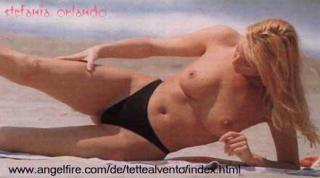 Stefania Orlando dans Topless [441x246] [14.65 kb]