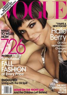Halle Berry dans Vogue [490x693] [73.66 kb]