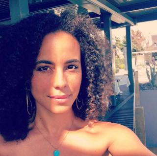 Parisa Fitz-Henley [1600x1595] [356.17 kb]