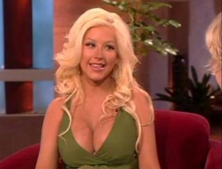 Christina Aguilera [1000x763] [56.97 kb]
