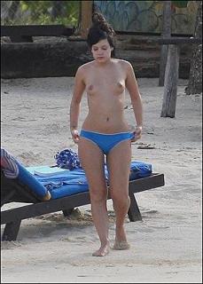 Lily Allen na Topless [280x390] [28.16 kb]
