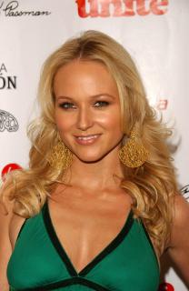 Jewel Kilcher [1960x3008] [499.15 kb]