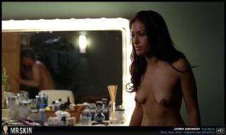 Janina Gavankar Desnuda [1270x760] [91.87 kb]