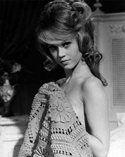 Jane Fonda [936x1172] [121.71 kb]