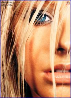 Christina Aguilera [873x1200] [147.98 kb]