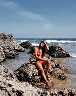 Marta Márquez in Bikini [971x1214] [304.09 kb]