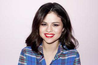 Selena Gomez [1280x855] [127.71 kb]