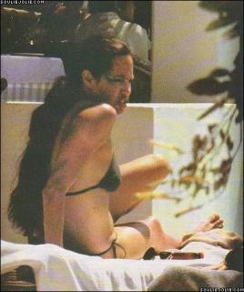 Angelina Jolie [424x505] [62.83 kb]