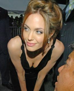 Angelina Jolie [1200x1471] [240.3 kb]