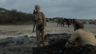 Emilia Clarke in Game Of Thrones Nude [1280x720] [84.17 kb]